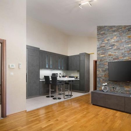 Apartment Leonardo Пула Екстериор снимка