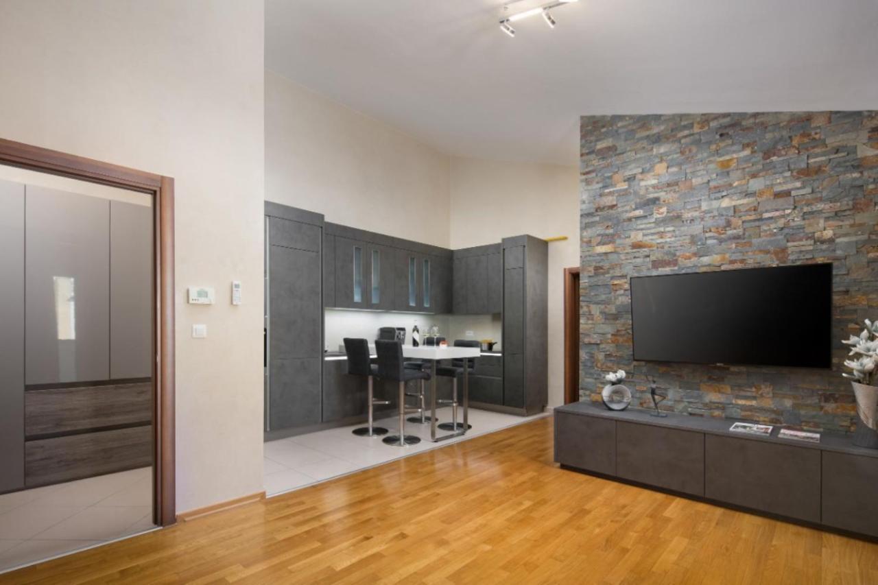 Apartment Leonardo Пула Екстериор снимка