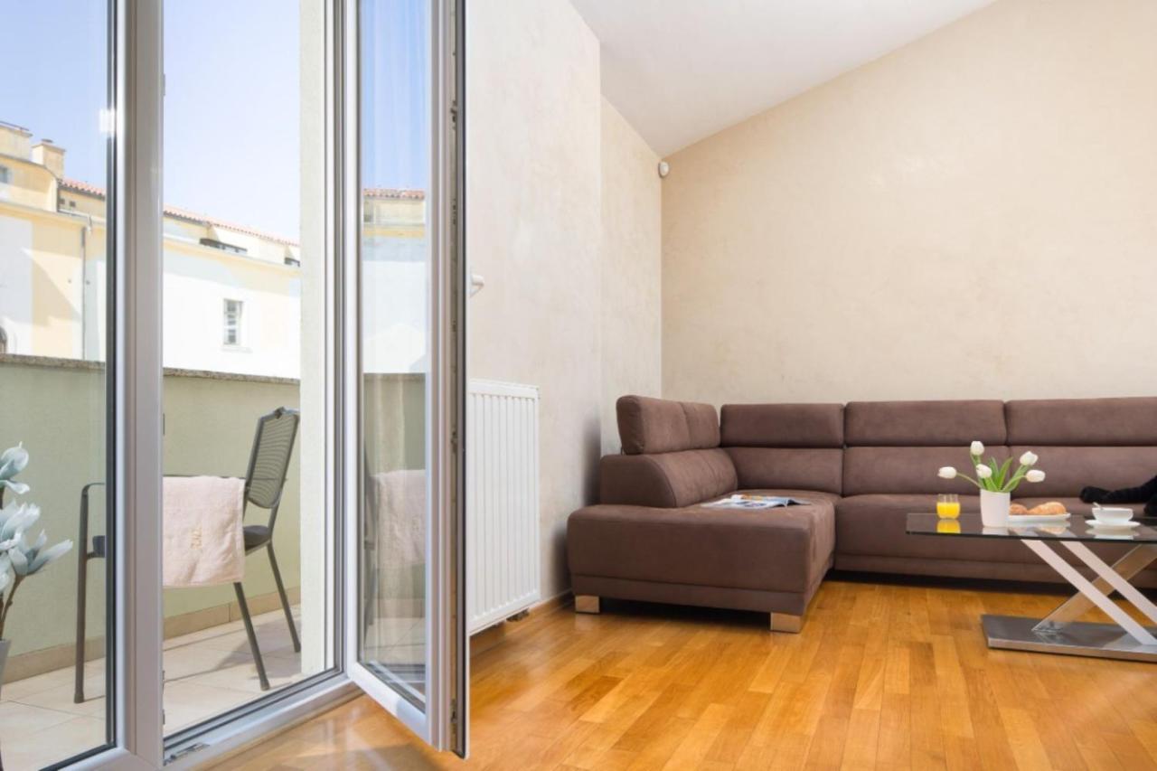Apartment Leonardo Пула Екстериор снимка